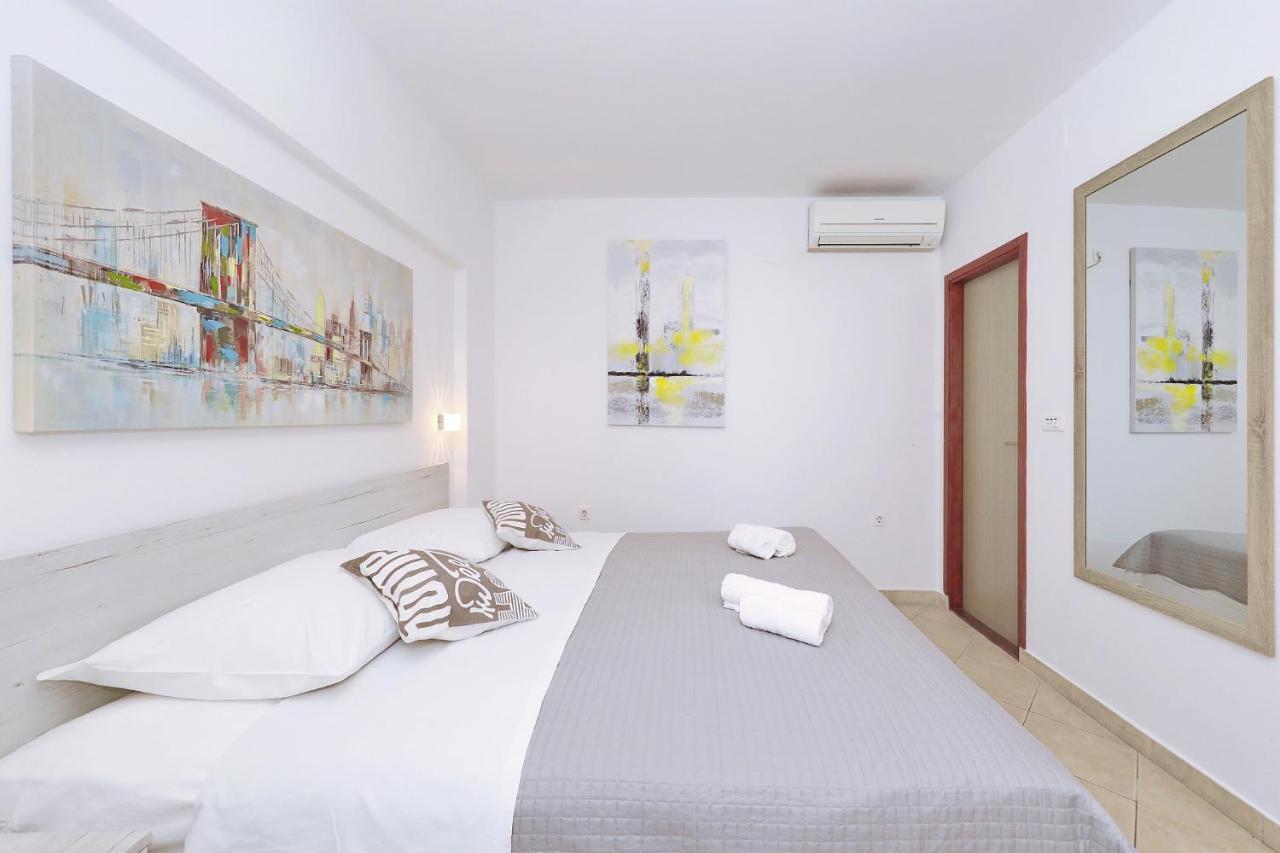 Apartmani Strpic Biograd Na Moru Ngoại thất bức ảnh