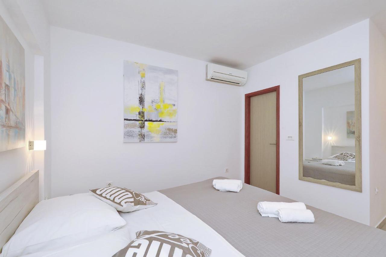 Apartmani Strpic Biograd Na Moru Ngoại thất bức ảnh