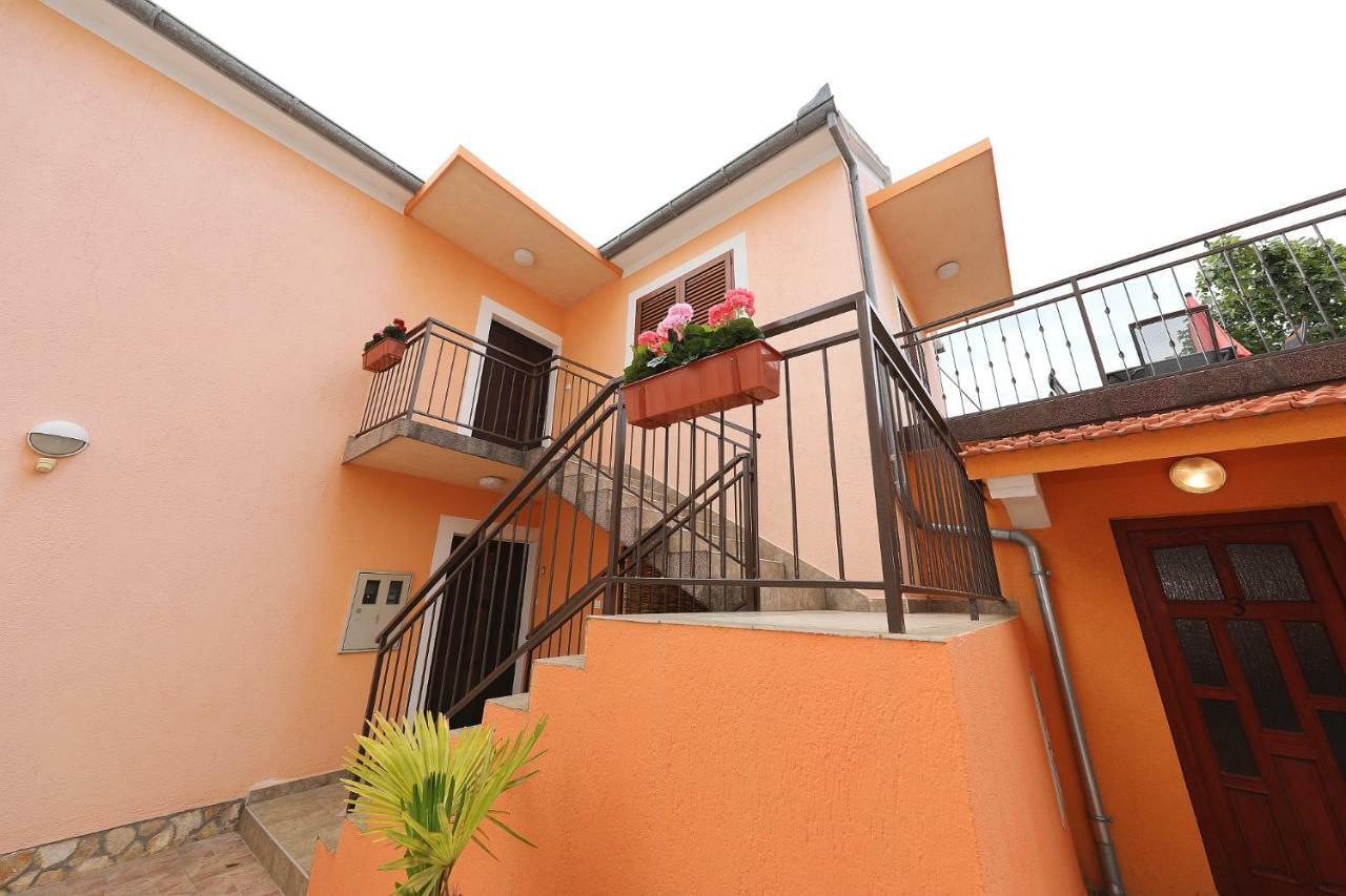 Apartmani Strpic Biograd Na Moru Ngoại thất bức ảnh