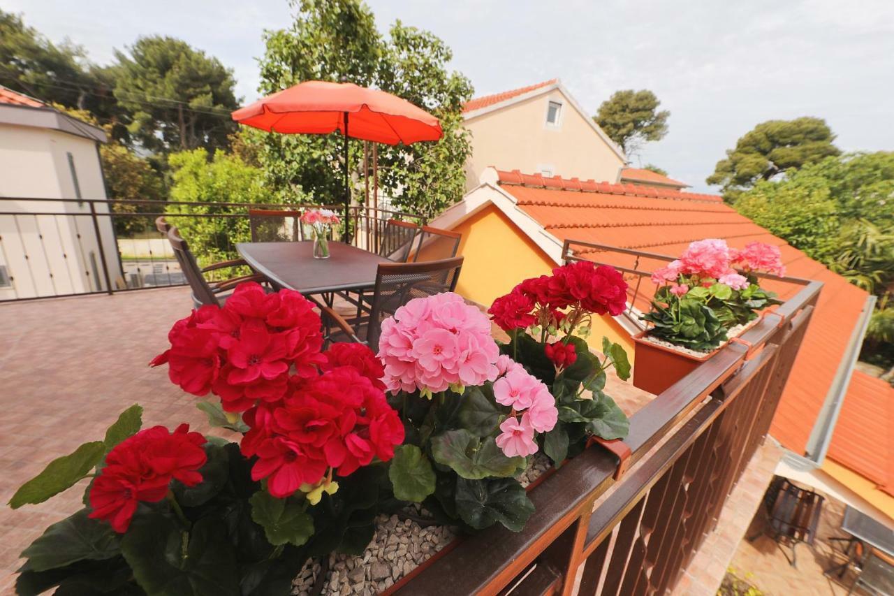 Apartmani Strpic Biograd Na Moru Ngoại thất bức ảnh