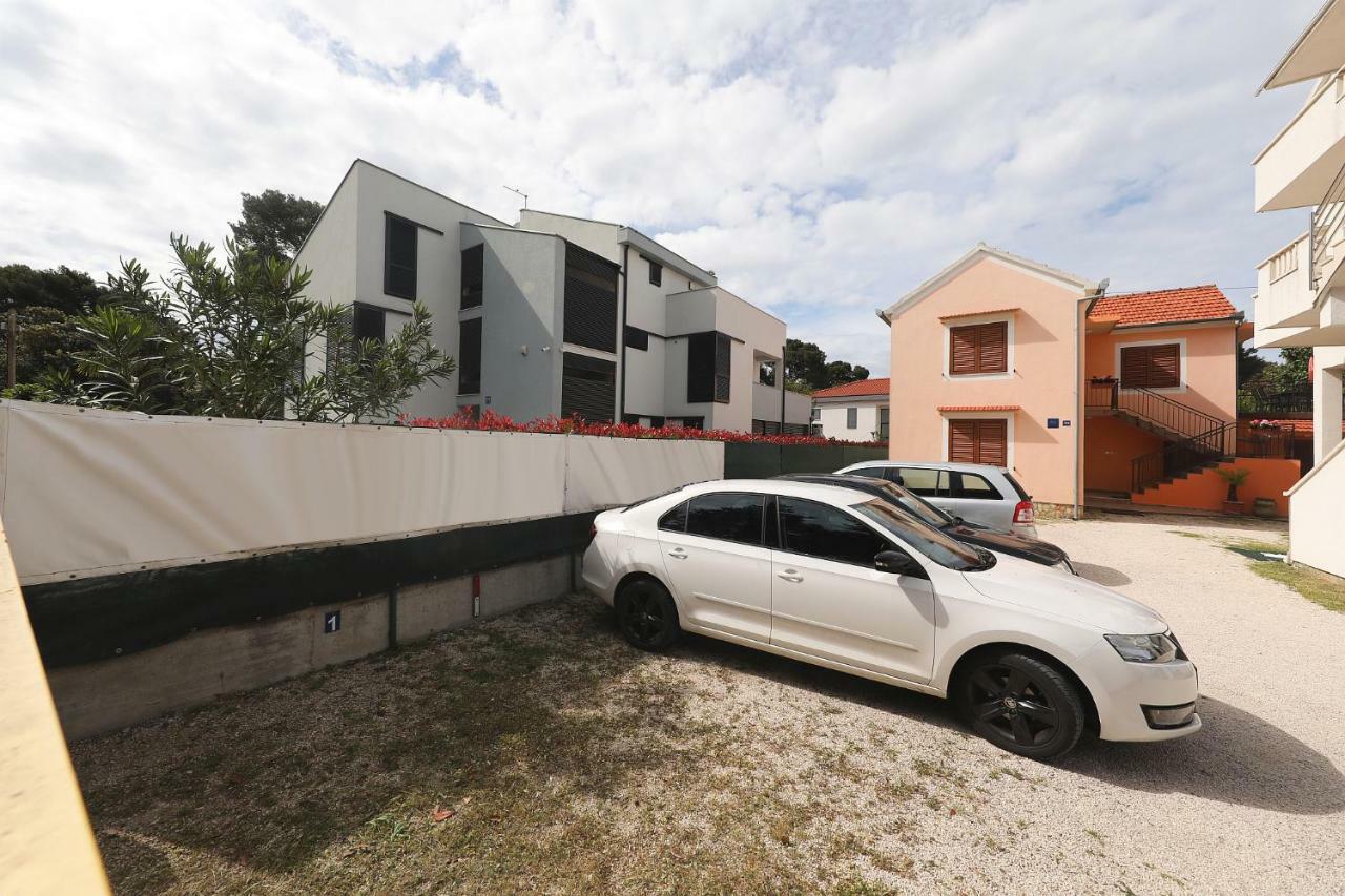 Apartmani Strpic Biograd Na Moru Ngoại thất bức ảnh