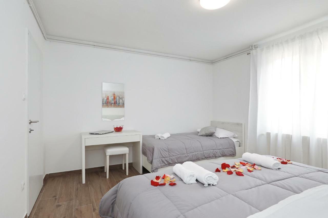 Apartmani Strpic Biograd Na Moru Ngoại thất bức ảnh